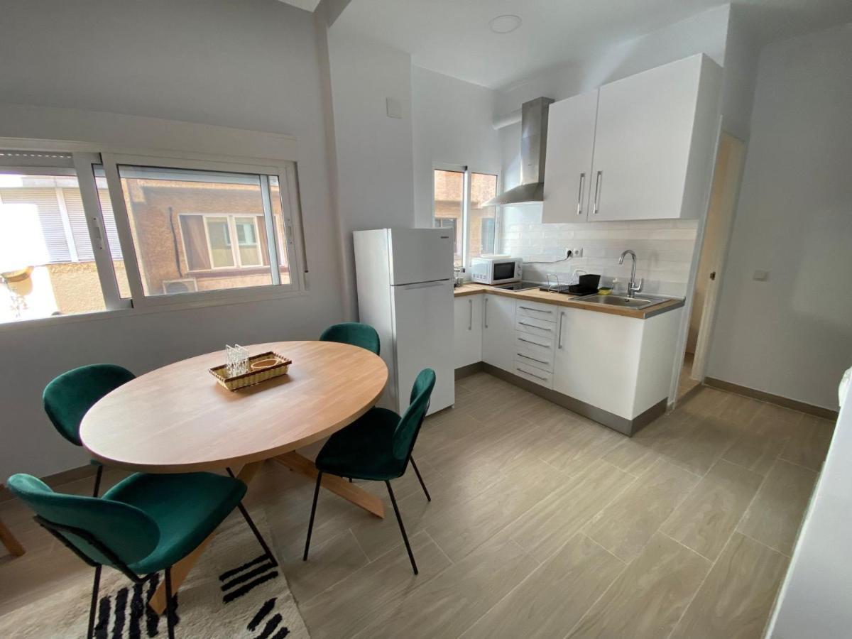 City Center And Beach Renovated Apartment Fuengirola Kültér fotó